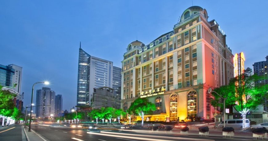 هتل گلدن ریور ویو