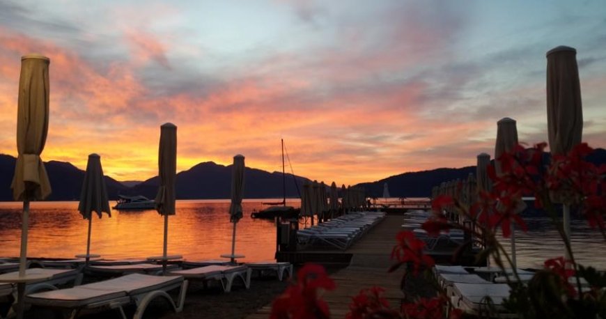 هتل ستیا بیچ ریزورت