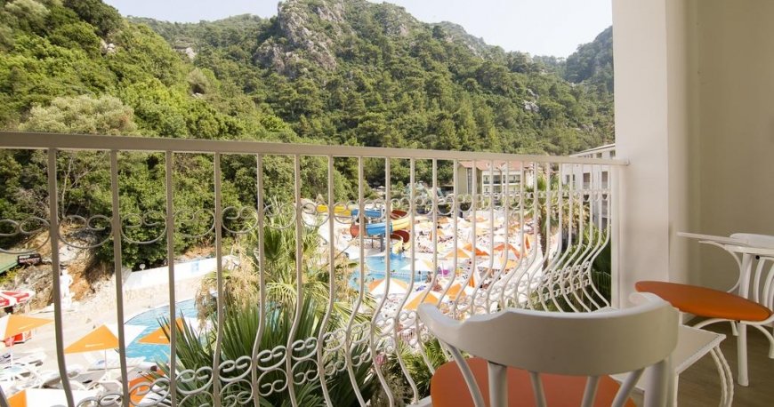 هتل میراژ ورلد مارماریس