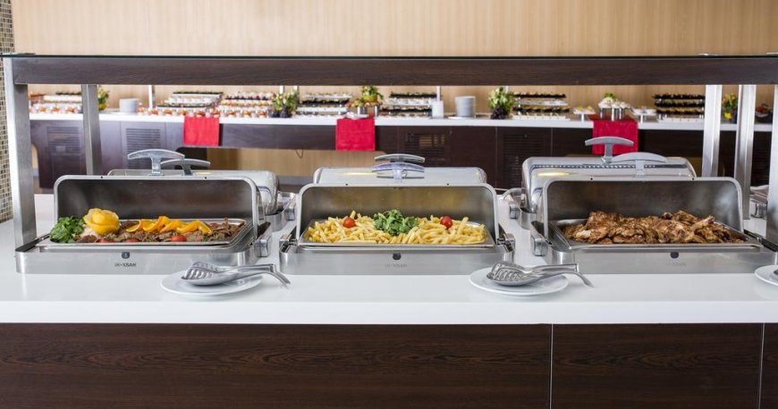 رستوران هتل میراژ ورلد مارماریس