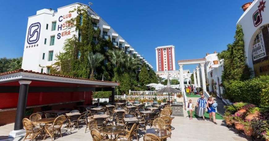 رستوران هتل کلاب سرا آنتالیا