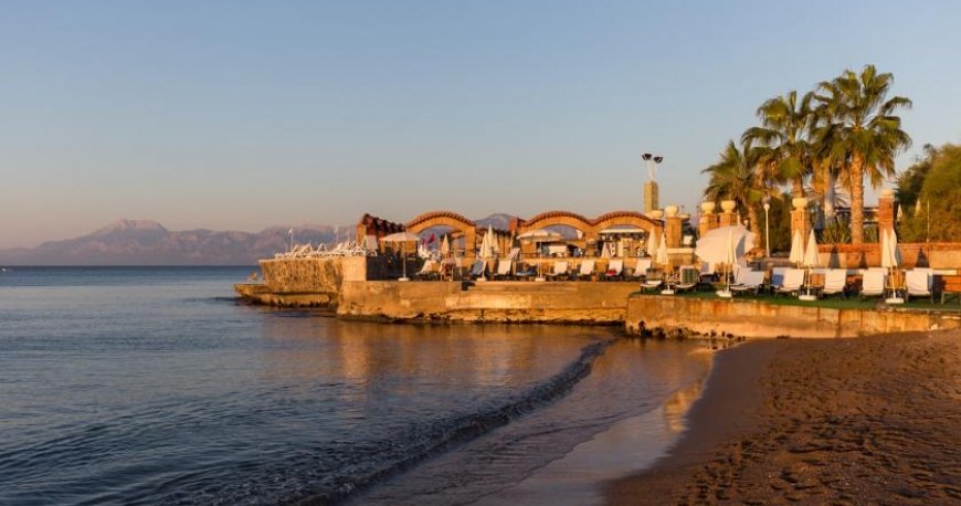 ساحل هتل کلاب سرا آنتالیا