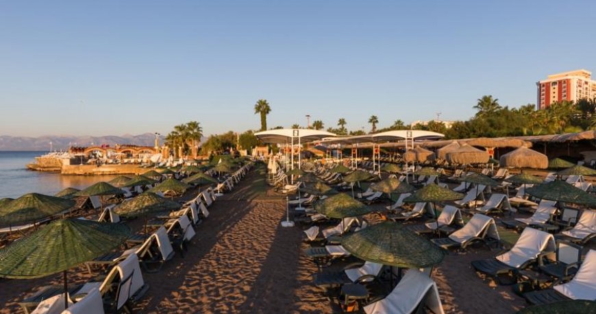 ساحل هتل کلاب سرا آنتالیا