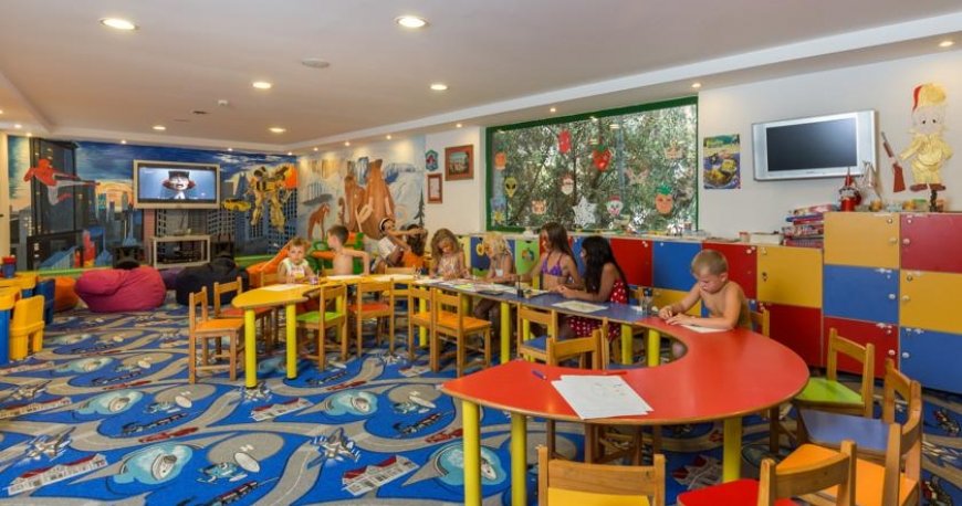 کیدزکلاب هتل کلاب سرا آنتالیا