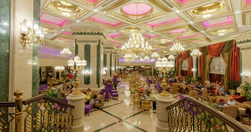 لابی هتل کلاب سرا آنتالیا