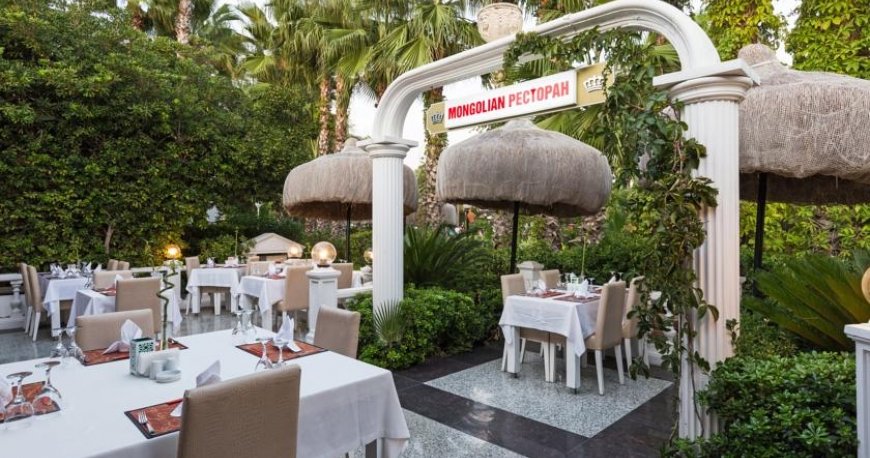 رستوران هتل کلاب سرا آنتالیا