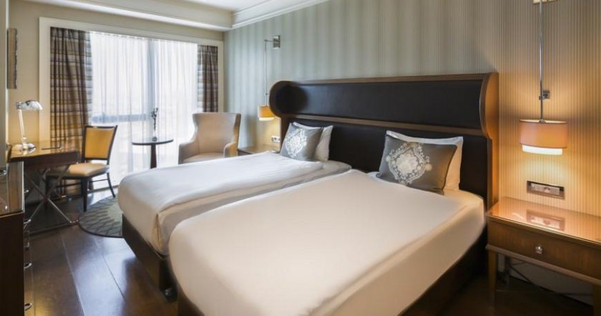 اتاق تایتانیک بیزنس بایرام پاشا