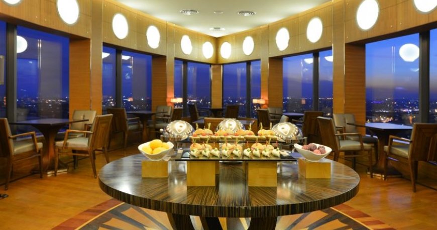 تایتانیک بیزنس بایرام پاشا