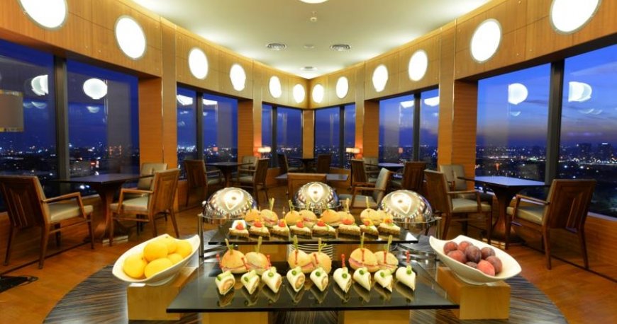 تایتانیک بیزنس بایرام پاشا