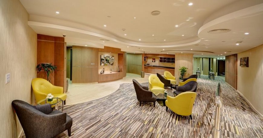 لابی هتل کاپتورن دبی امارات متحده ی عربی 