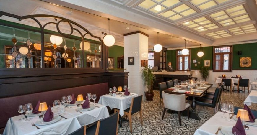 رستوران هتل ریکسوس پرا