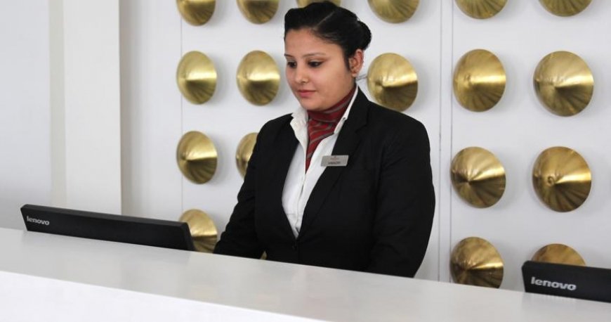 لابی هتل رامادا پلازا آگرا