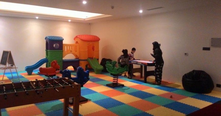 اتاق بازی هتل رامادا پلازا آگرا