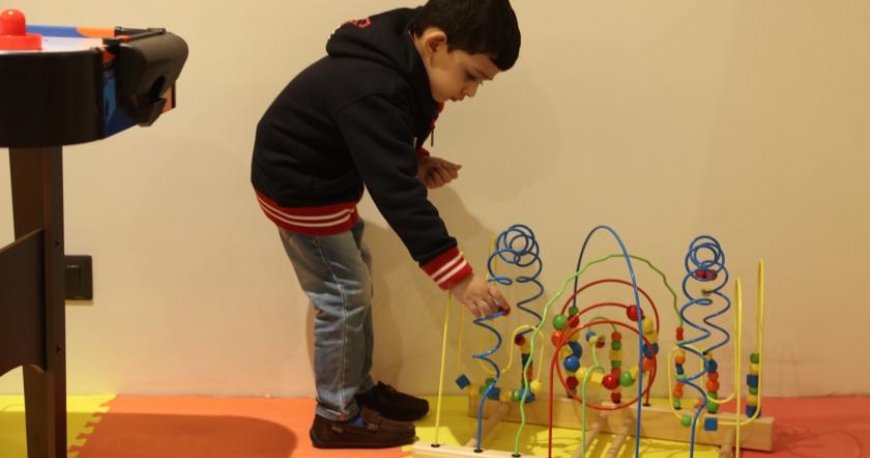 اتاق بازی هتل رامادا پلازا آگرا