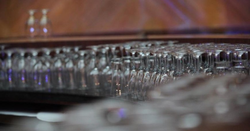 رستوران هتل رامادا پلازا آگرا