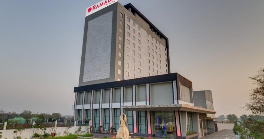 هتل رامادا پلازا آگرا