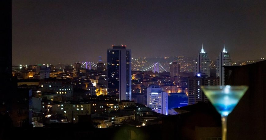 هتل هالیدی این سیسلی استانبول