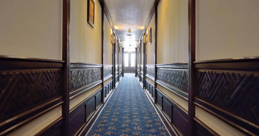 لابی کشتی کروز