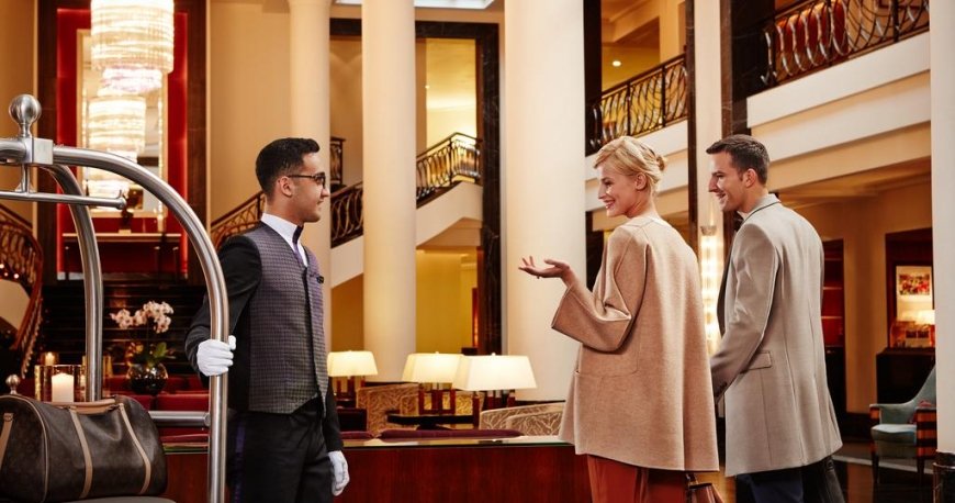 لابی هتل کورینتیا سنت پترزبورگ