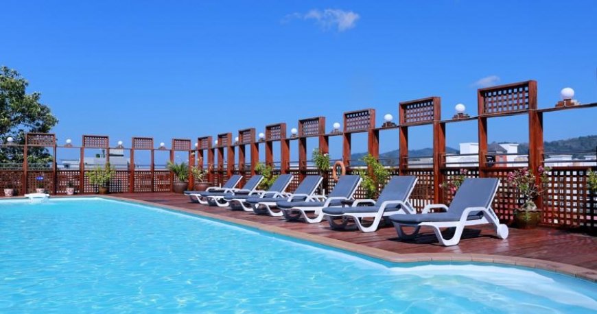 استخر هتل دیز این پاتونگ