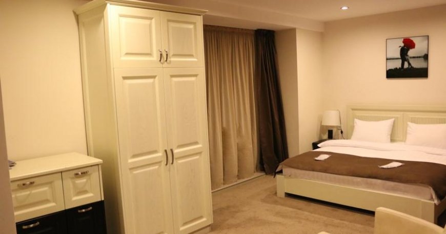 اتاق هتل دلابائوری