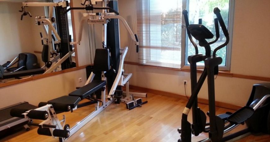 سالن بدنسازی هتل میدی