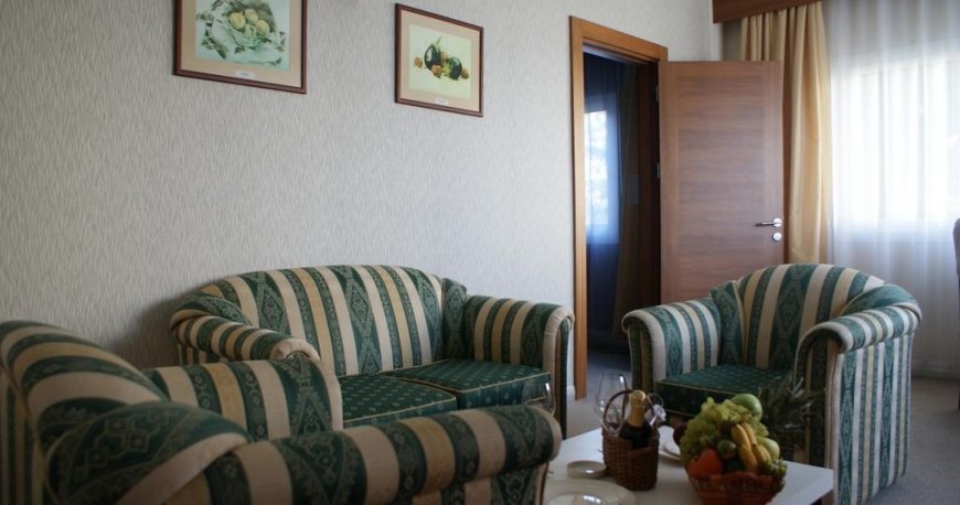 اتاق هتل کرسنت بیچ باکو