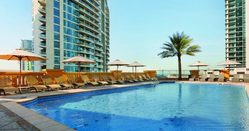 استخر هتل هاتورن دبی