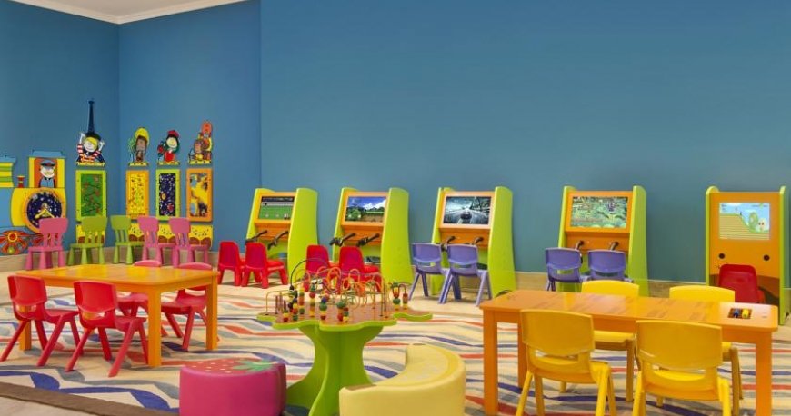 رکیدز کلاب هتل دابل تری بای هیلتون مرجان