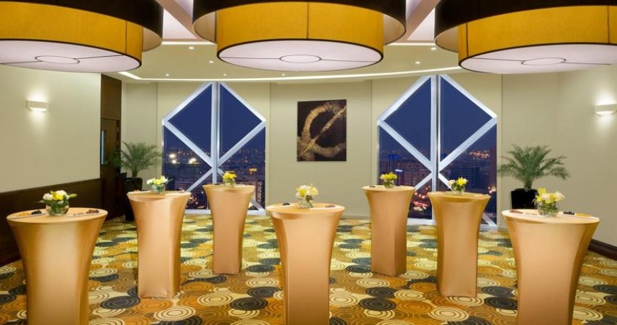 رستوران هتل سیتی سیزن تاور