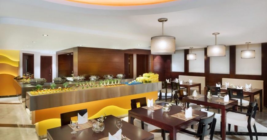 رستوران هتل سیتی سیزن تاور