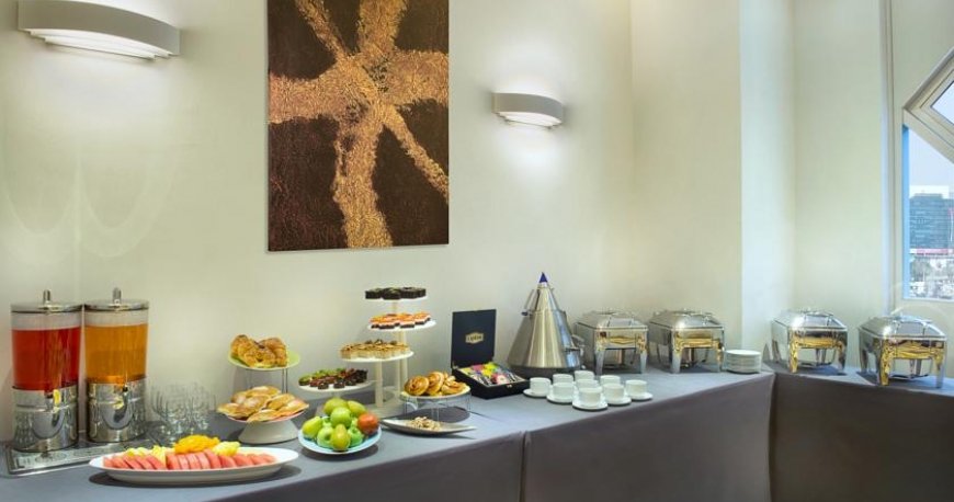 رستوران هتل سیتی سیزن تاور