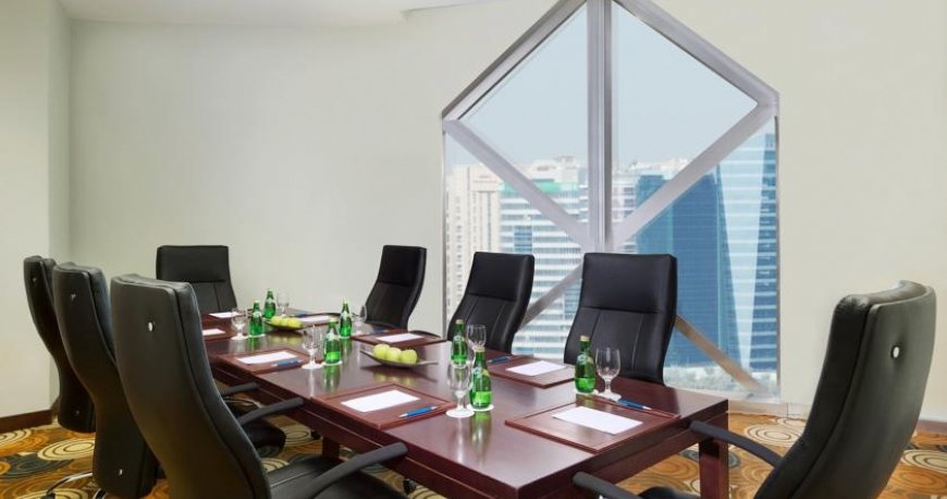 رستوران هتل سیتی سیزن تاور