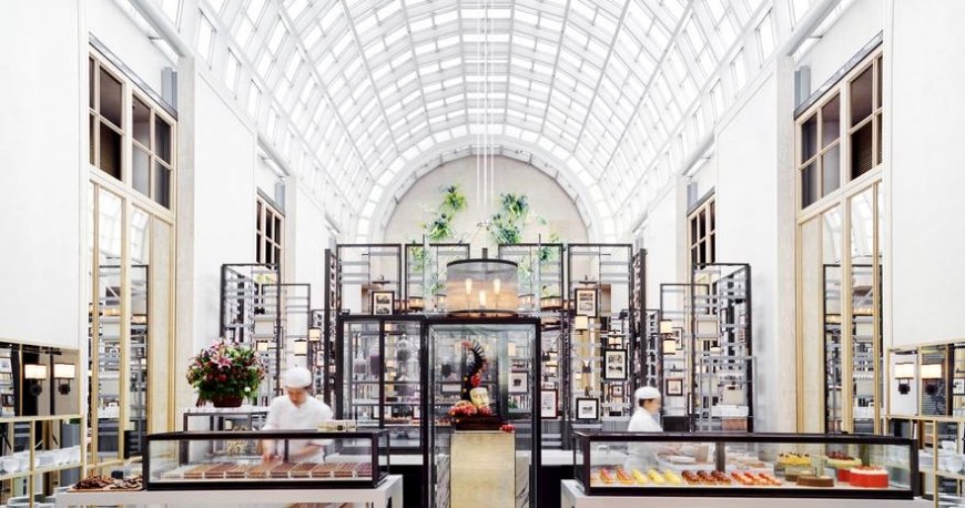 رستوران هتل ریتز کارلتون سنگاپور