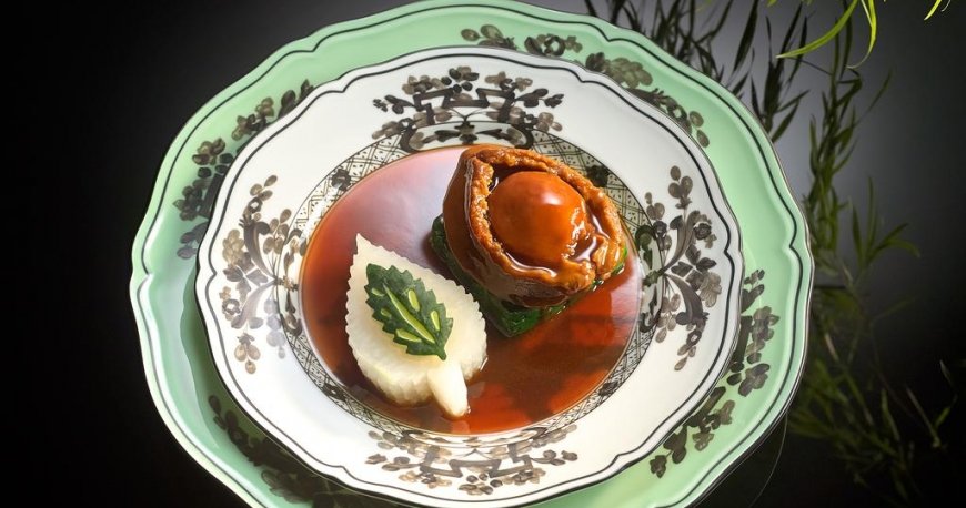 رستوران هتل ریتز کارلتون سنگاپور