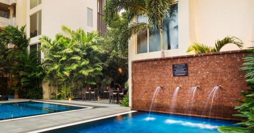 استخر هتل هارد راک