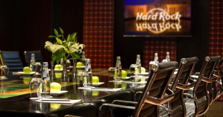رستوران هتل هارد راک