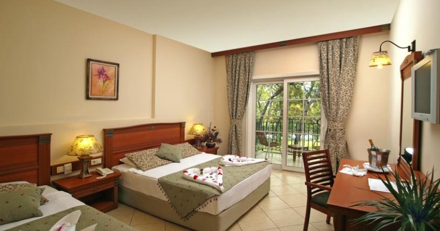 اتاق هتل گرند یازیکی کلاب تربان اتاق هتل گرند یازیکی کلاب تربان