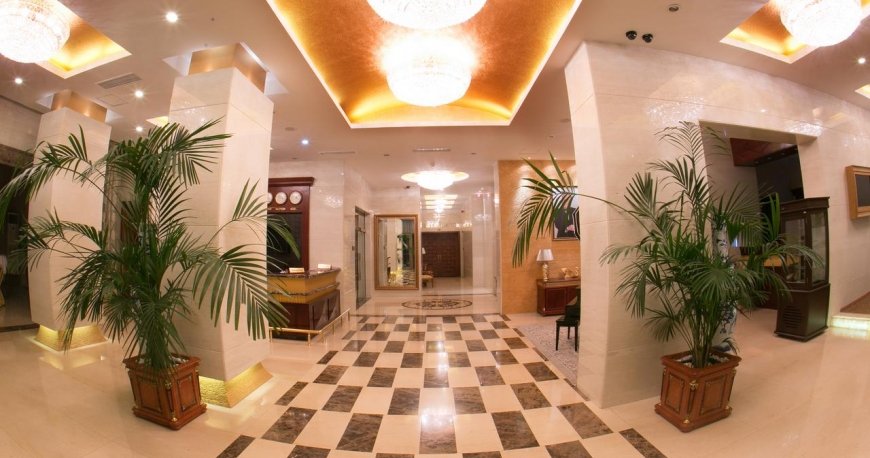 لابی هتل گلدن کوست باکو