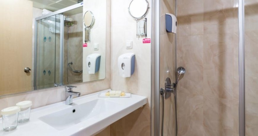 سرویس بهداشتی هتل آکوا