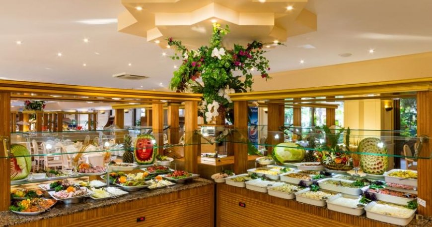 رستوران هتل آکوا