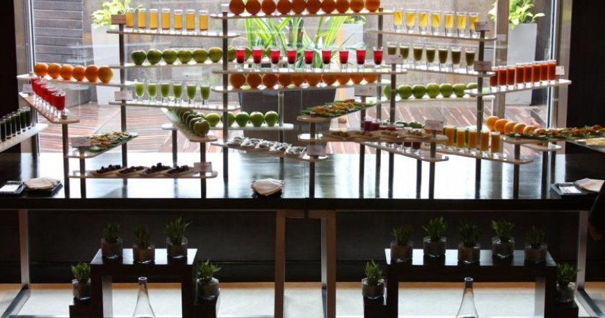 رستوران هتل کورت یارد بمبئی رستوران هتل کورت یارد بمبئی