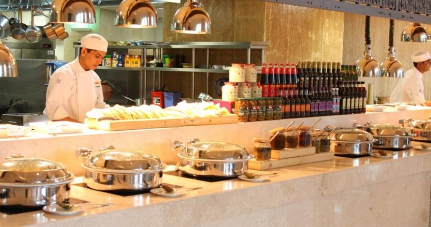 رستوران هتل کورت یارد بمبئی رستوران هتل کورت یارد بمبئی