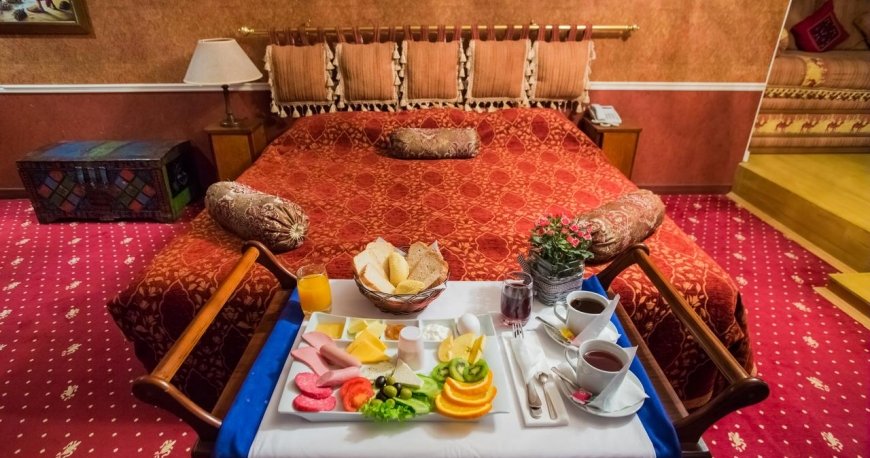 اتاق هتل کاسپین پالاس باکو