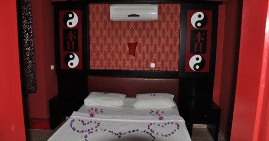 اتاق هتل مرسوی اکسکلوسیو آکوا