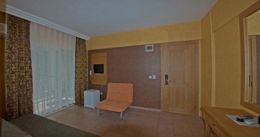 اتاق هتل مرسوی اکسکلوسیو آکوا