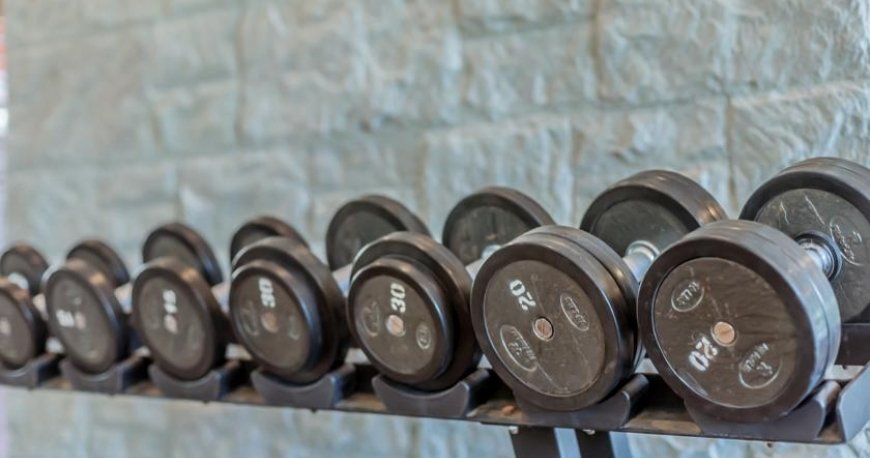 استخر هتل رین ریزورت