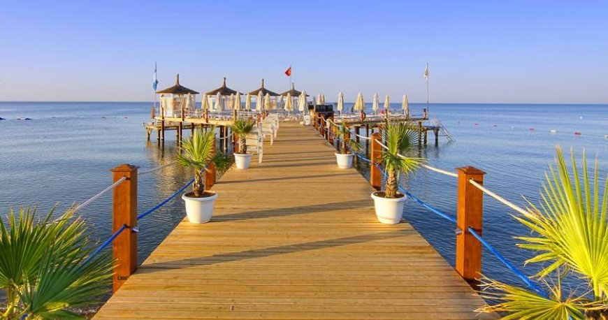 هتل بایا لارا