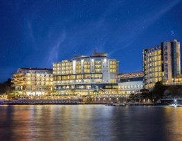 هتل ستاره کاریزما دلوکس