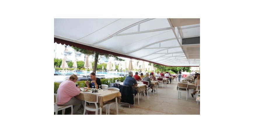 رستوران هتل لونا بیچ دلوکس رستوران هتل لونا بیچ دلوکس